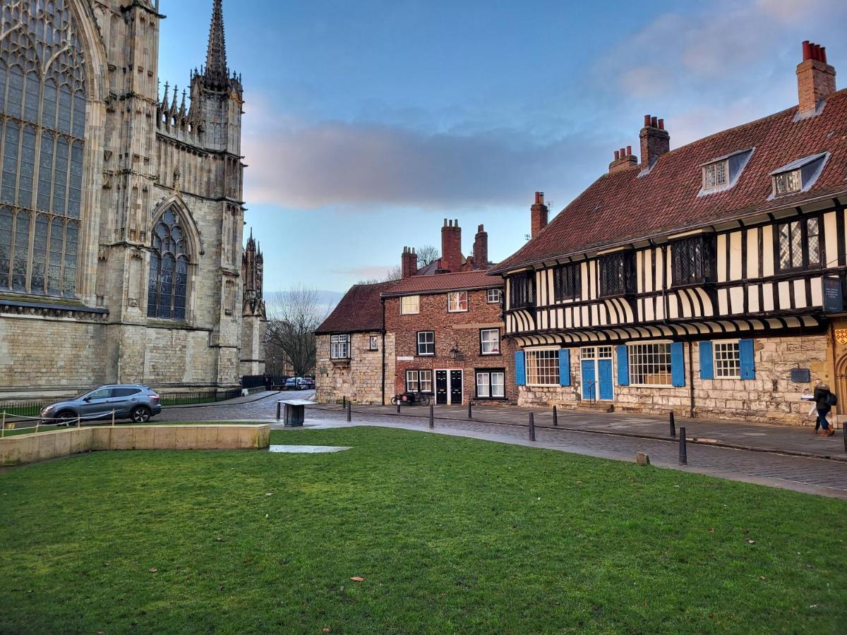 York Minster View Villa Exteriör bild